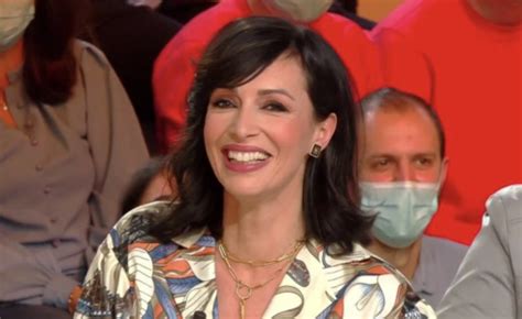 TPMP : Kelly Vedovelli balance sur sa vie privée avec Cyril